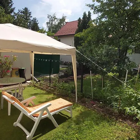 Vidra Apartman- Vendégház