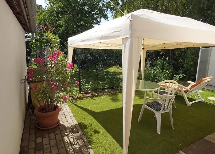 Vidra - 60 Meters From Balaton! Guest house